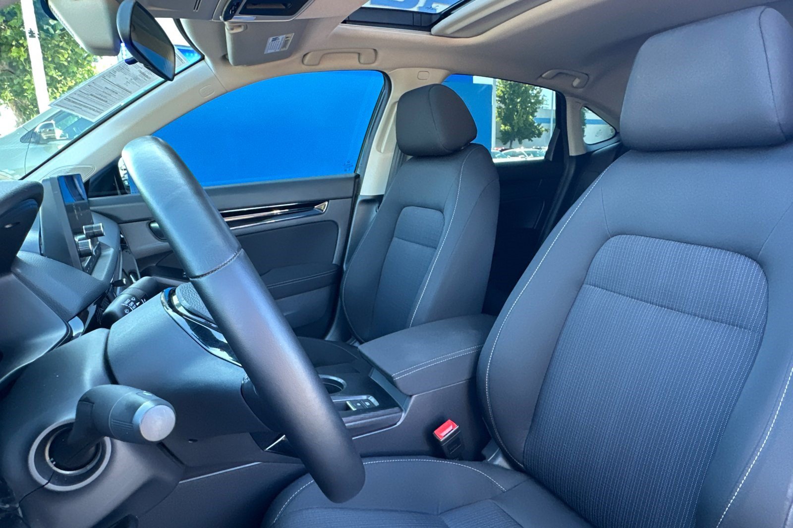 Used 2024 Honda Civic EX image 5