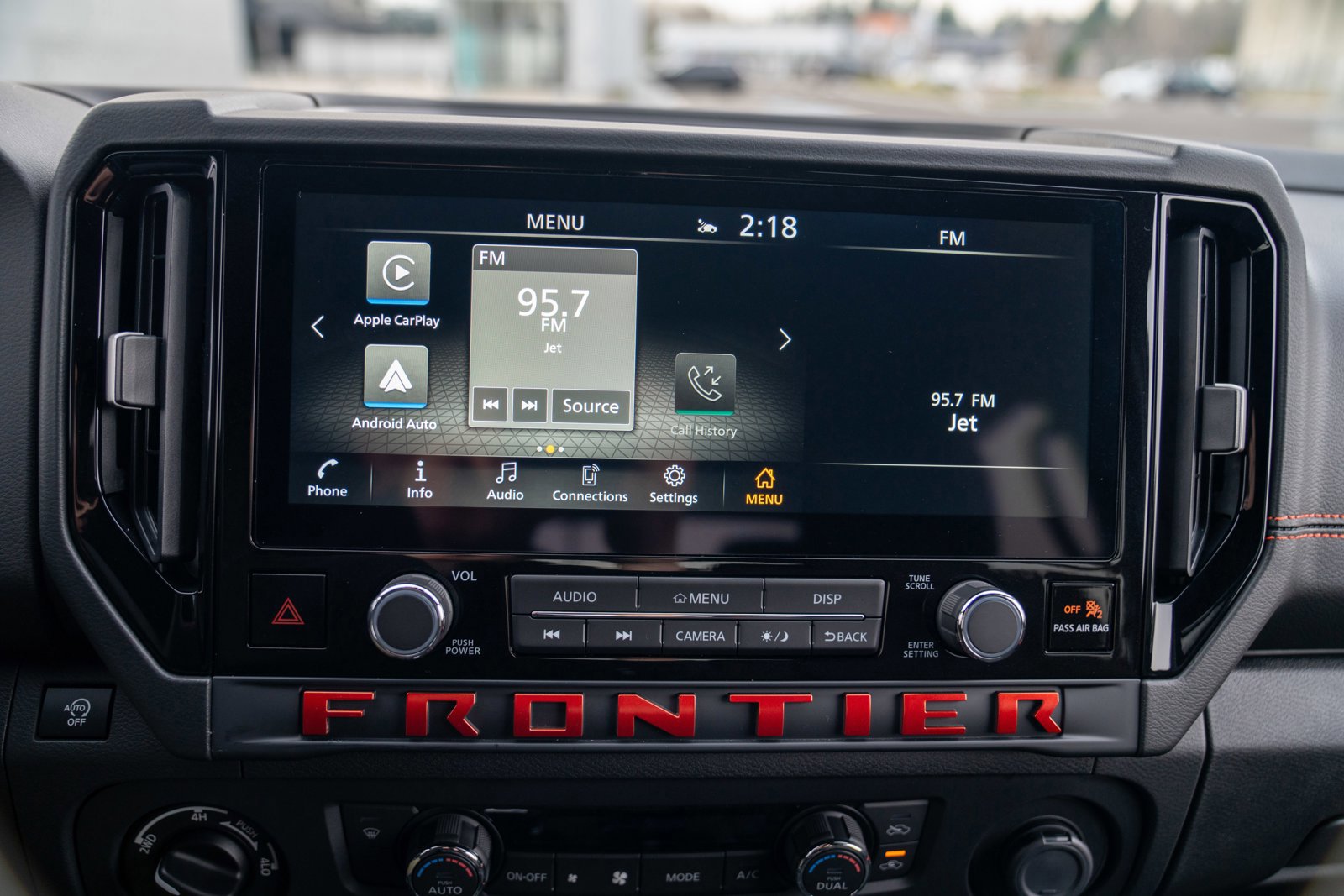 Used 2025 Nissan Frontier PRO-4X image 16