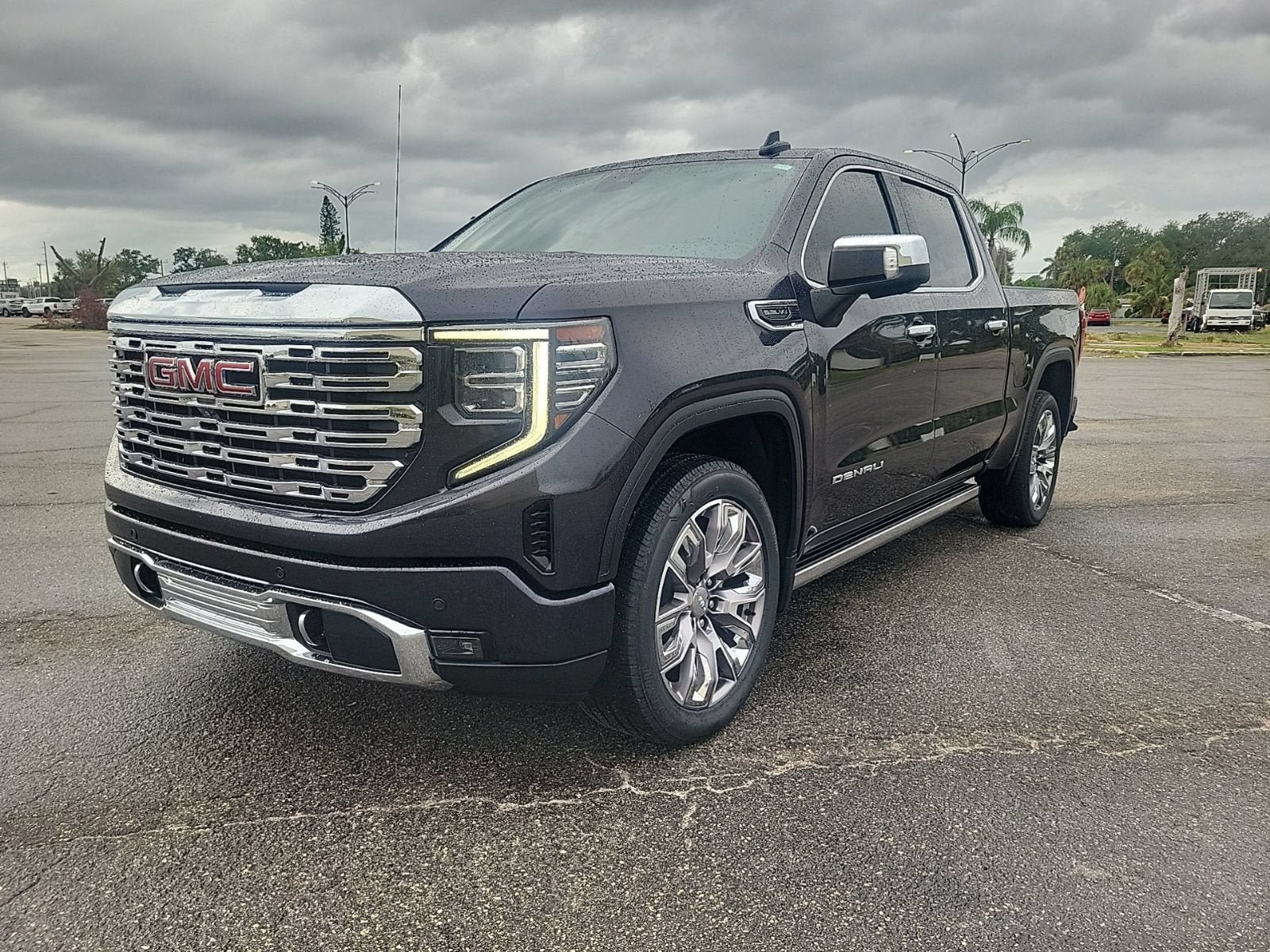 Used 2023 GMC Sierra 1500 Denali w/ Denali Reserve Package AWD/4WD video 2