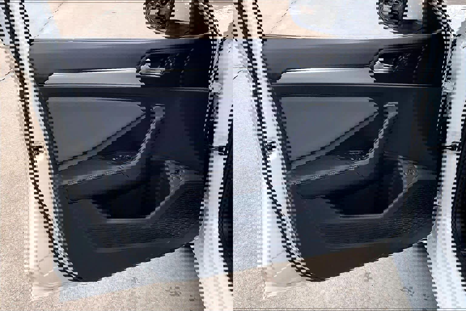 Used 2025 Volkswagen Jetta SE image 20