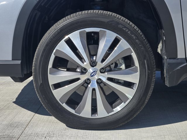 Used 2022 Subaru Ascent Limited w/ Technology Package AWD/4WD image 10