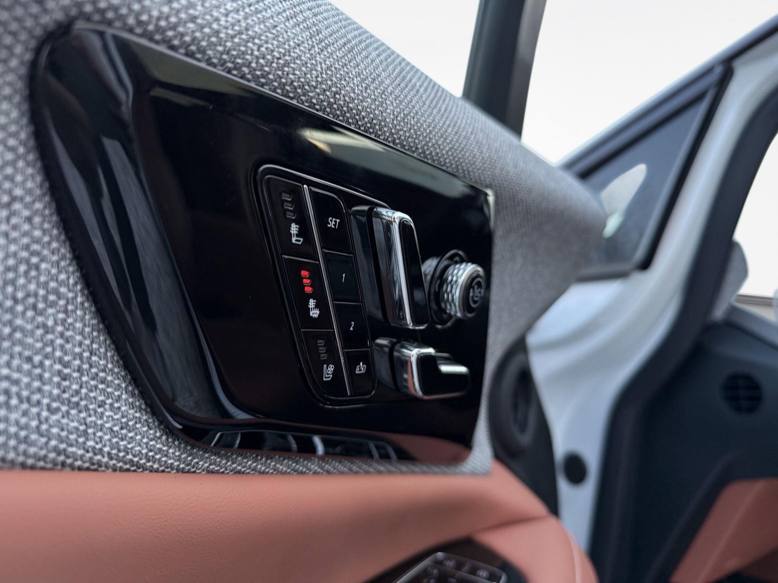 New 2025 Cadillac Optiq Sport 2 image 14