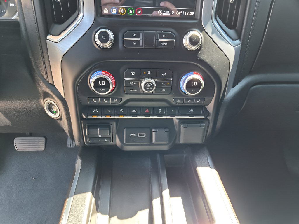 Used 2021 GMC Sierra 1500 SLT RWD image 24