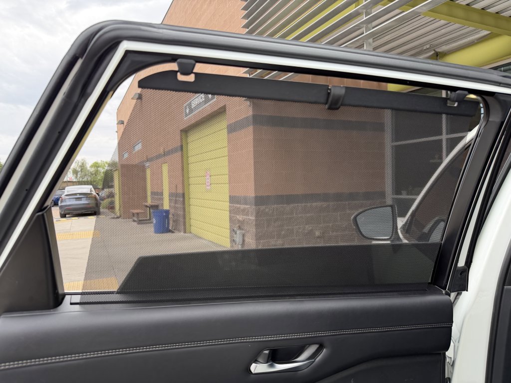 Used 2023 Nissan Pathfinder Platinum image 35