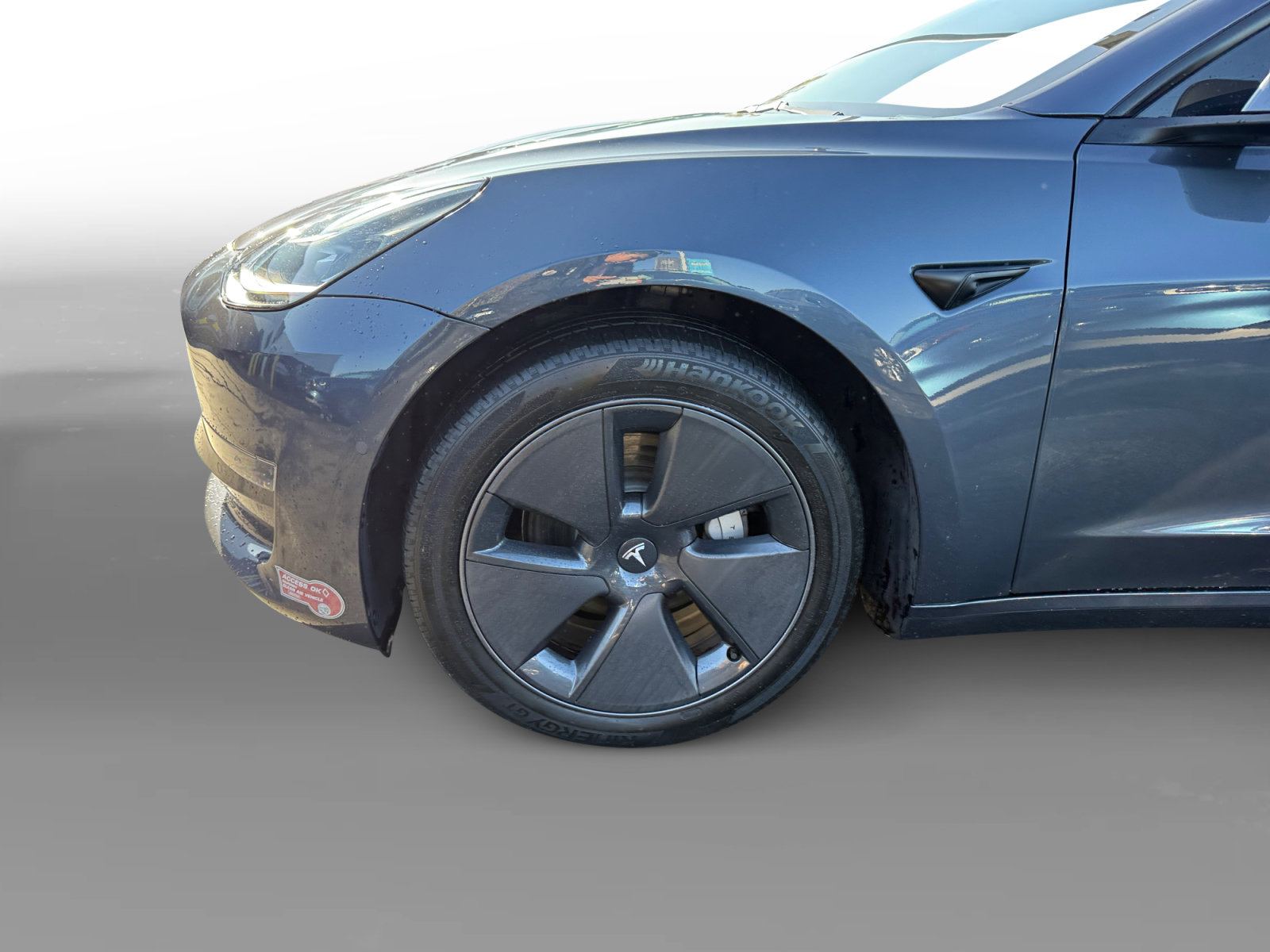 Used 2022 Tesla Model 3 Long Range image 9