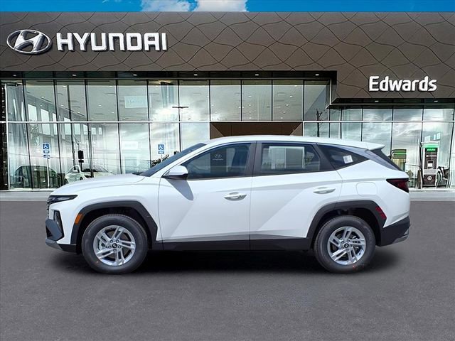 New 2025 Hyundai Tucson SE image 3