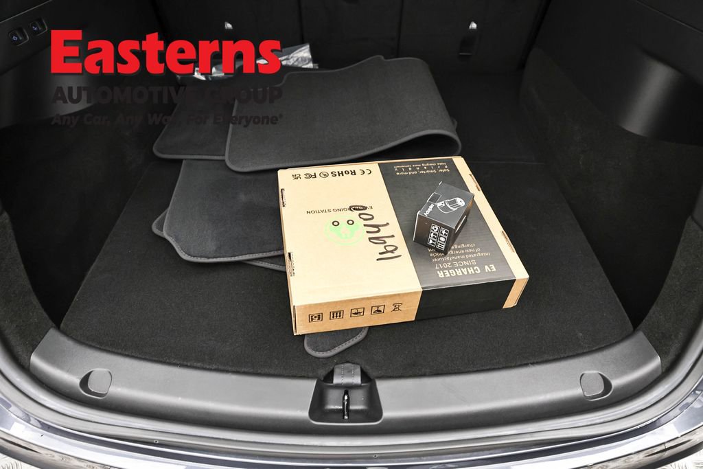 Used 2022 Tesla Model Y Performance image 9