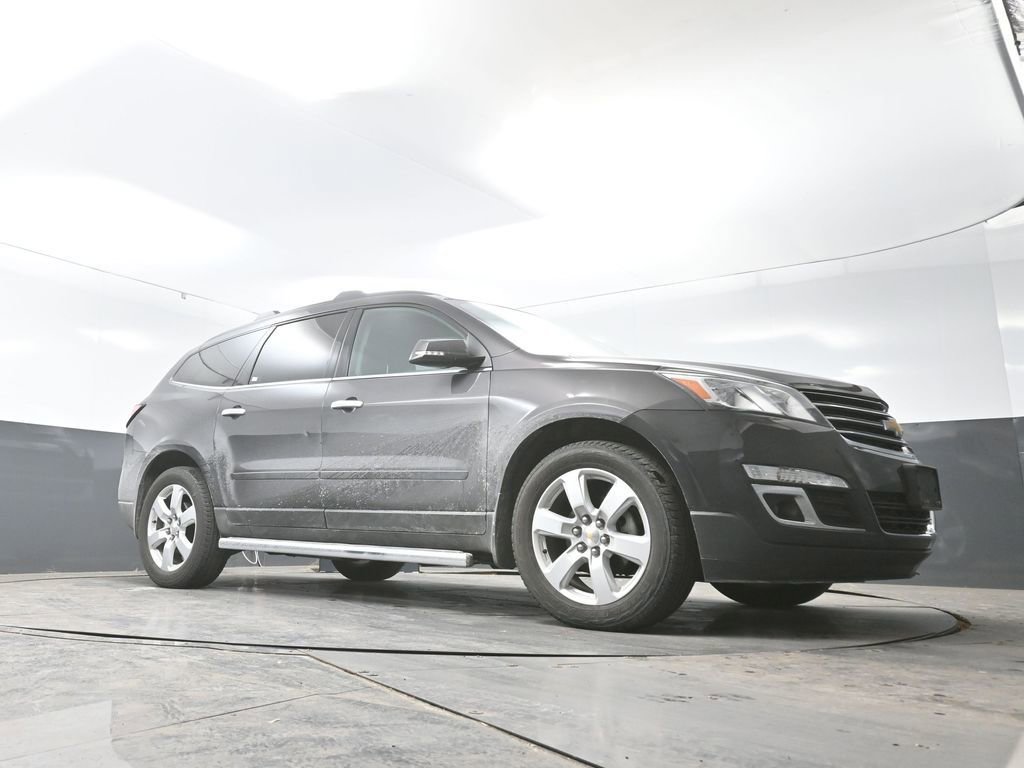 Used 2016 Chevrolet Traverse LT w/ Style and Technology Package image 25