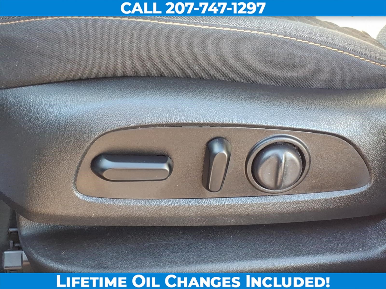 Used 2021 Chevrolet Equinox LT AWD/4WD image 13