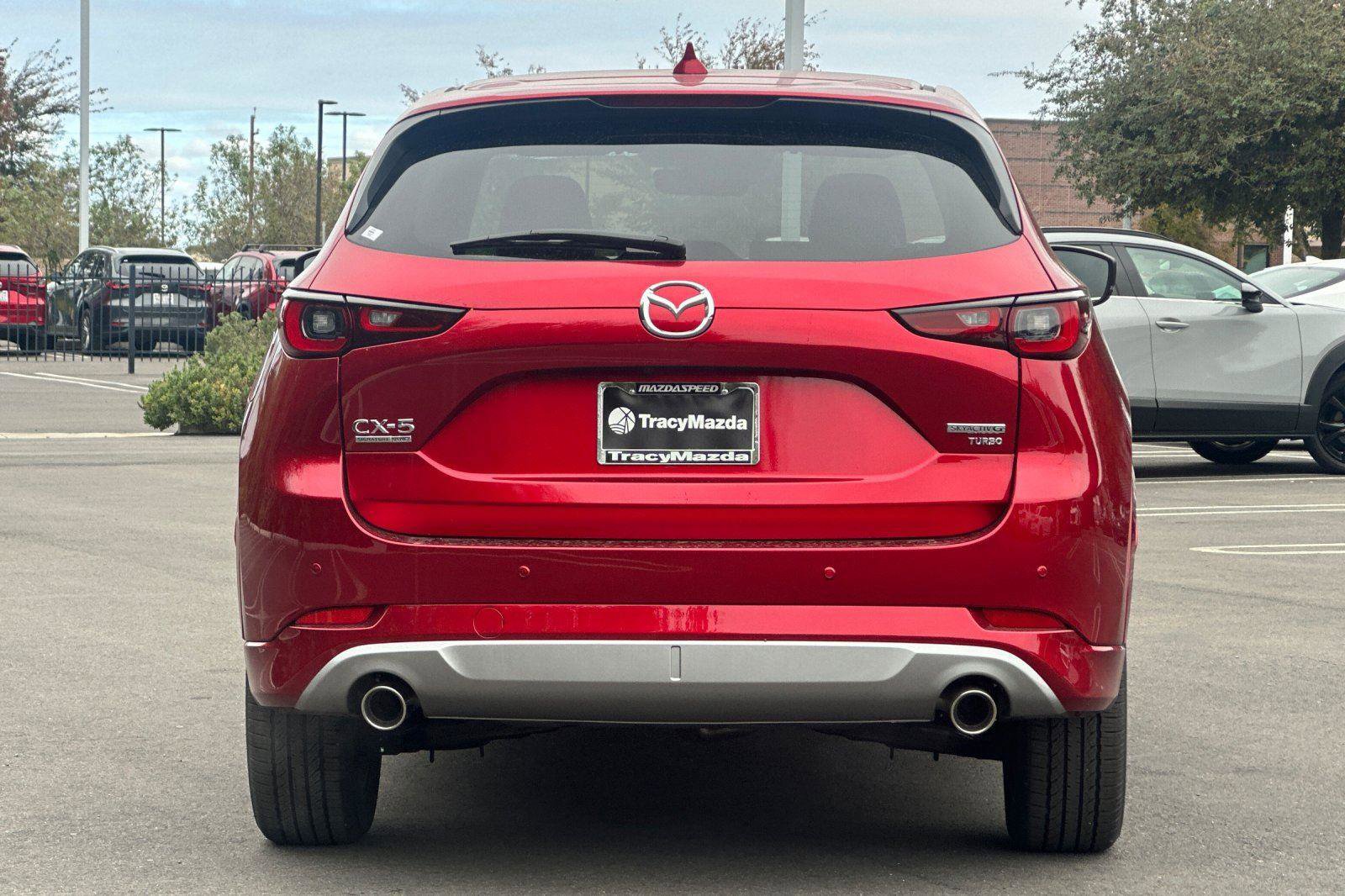 New 2025 MAZDA CX-5 Signature image 6