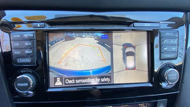 Used 2017 Nissan Rogue Sport SV w/ SV Premium Package image 29