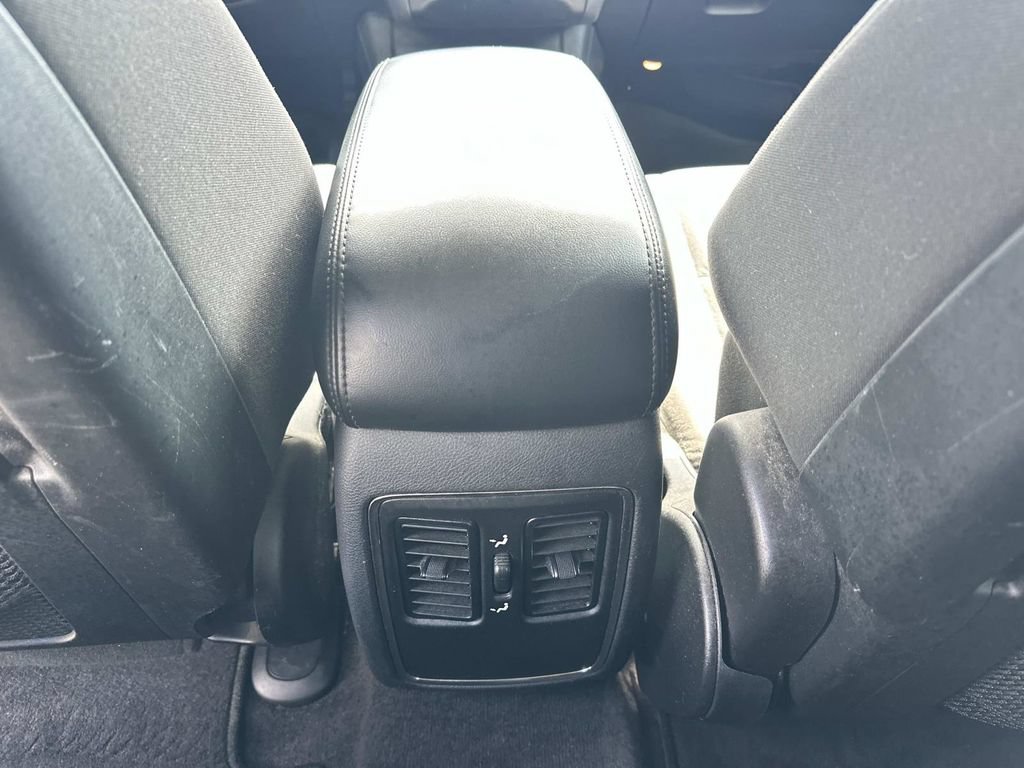 Used 2017 Dodge Durango SXT w/ Quick Order Package 23B AWD/4WD image 15