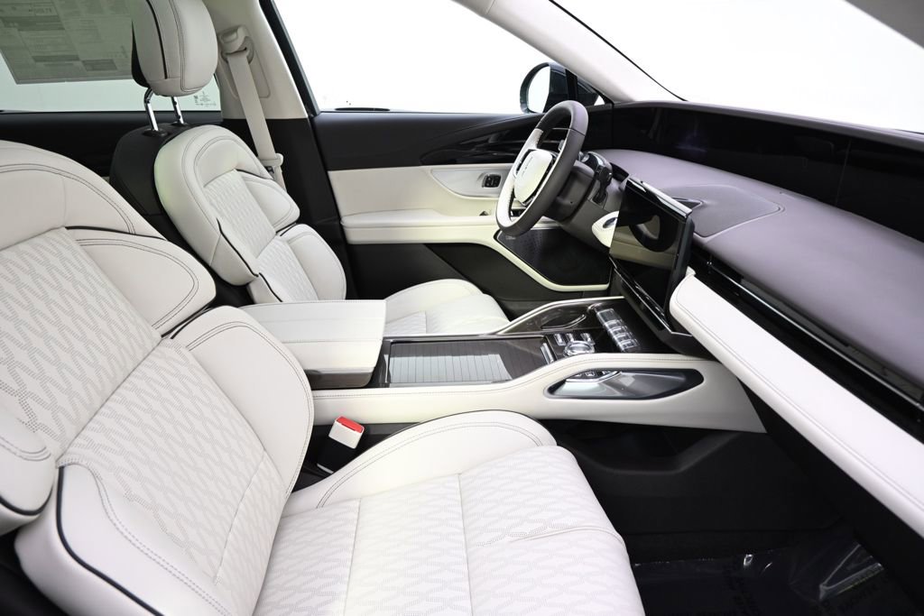 New 2026 Lincoln Nautilus Black Label w/ Jet Appearance Package image 16