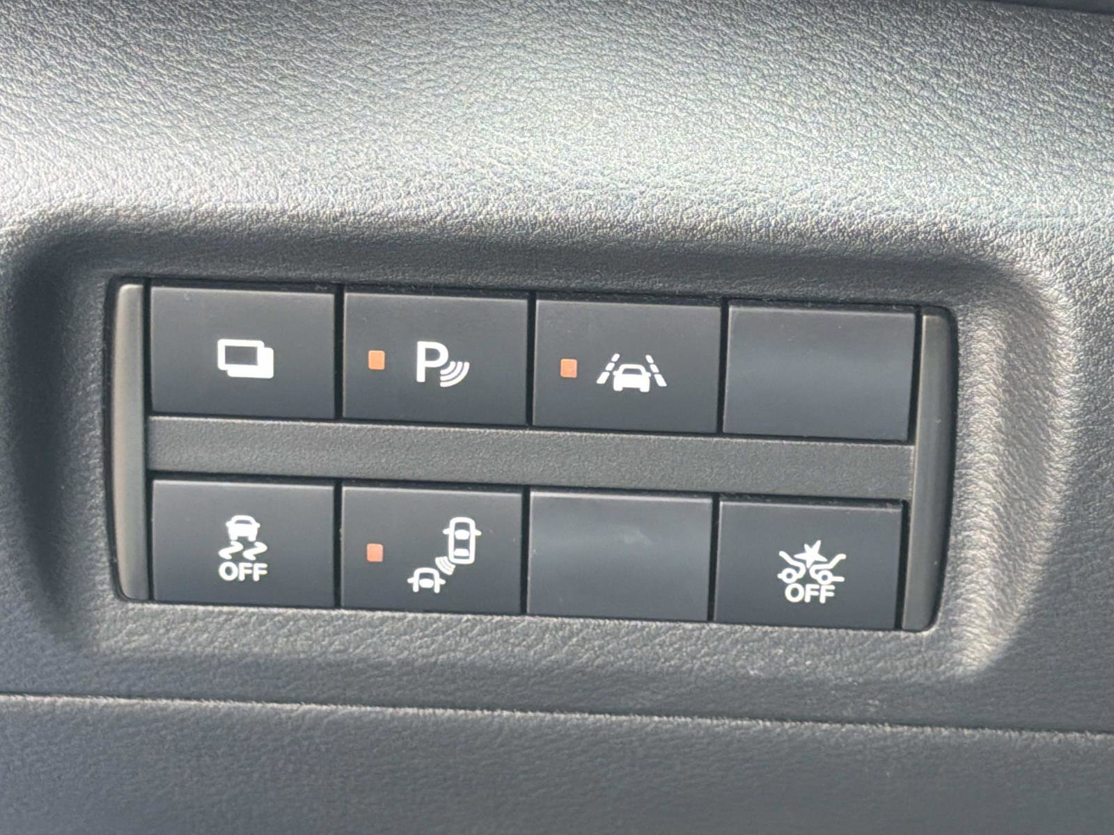 Used 2022 Nissan Kicks S w/ Interior Electronics Package image 16