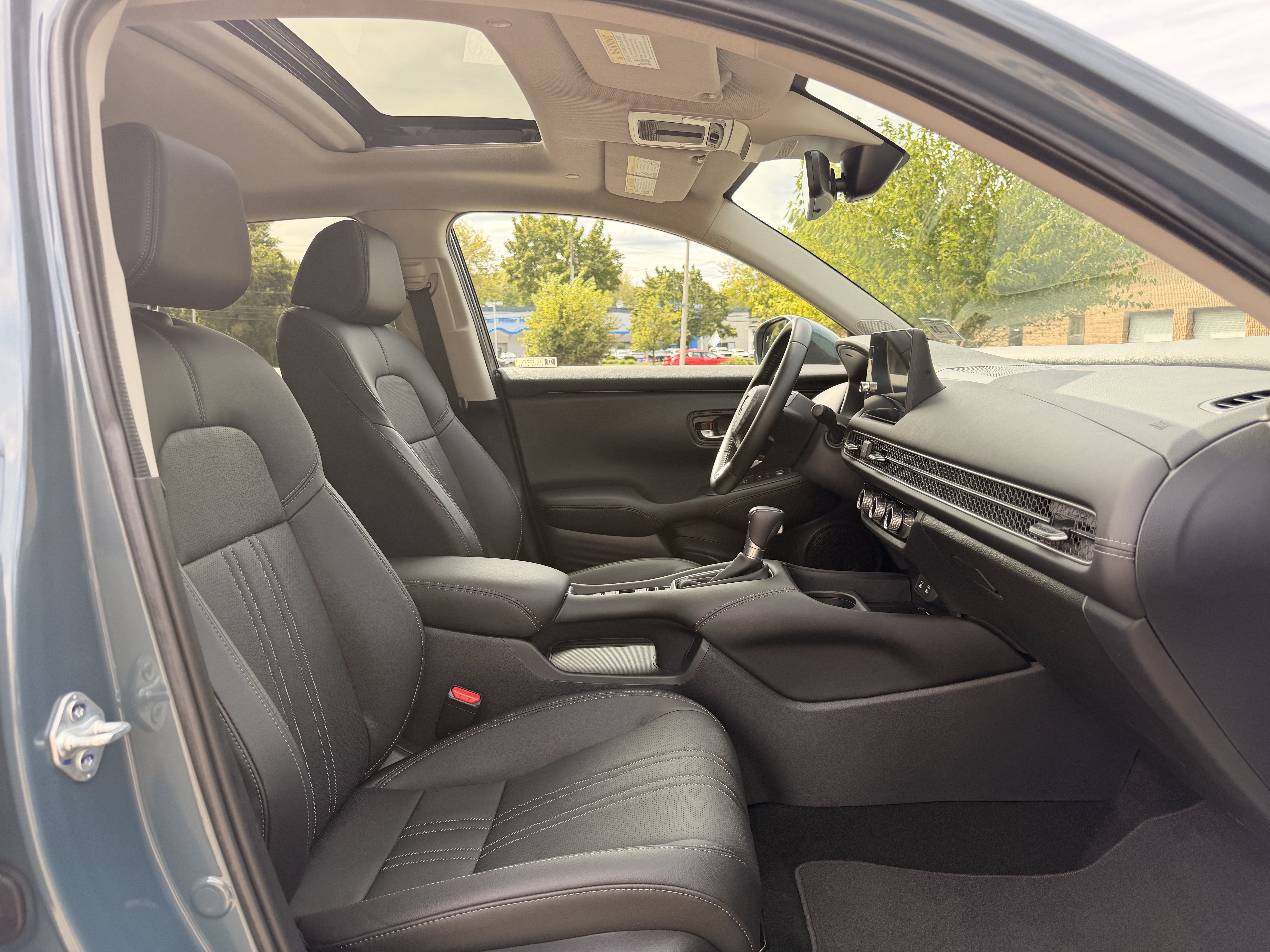 Certified 2026 Honda HR-V EX-L image 16