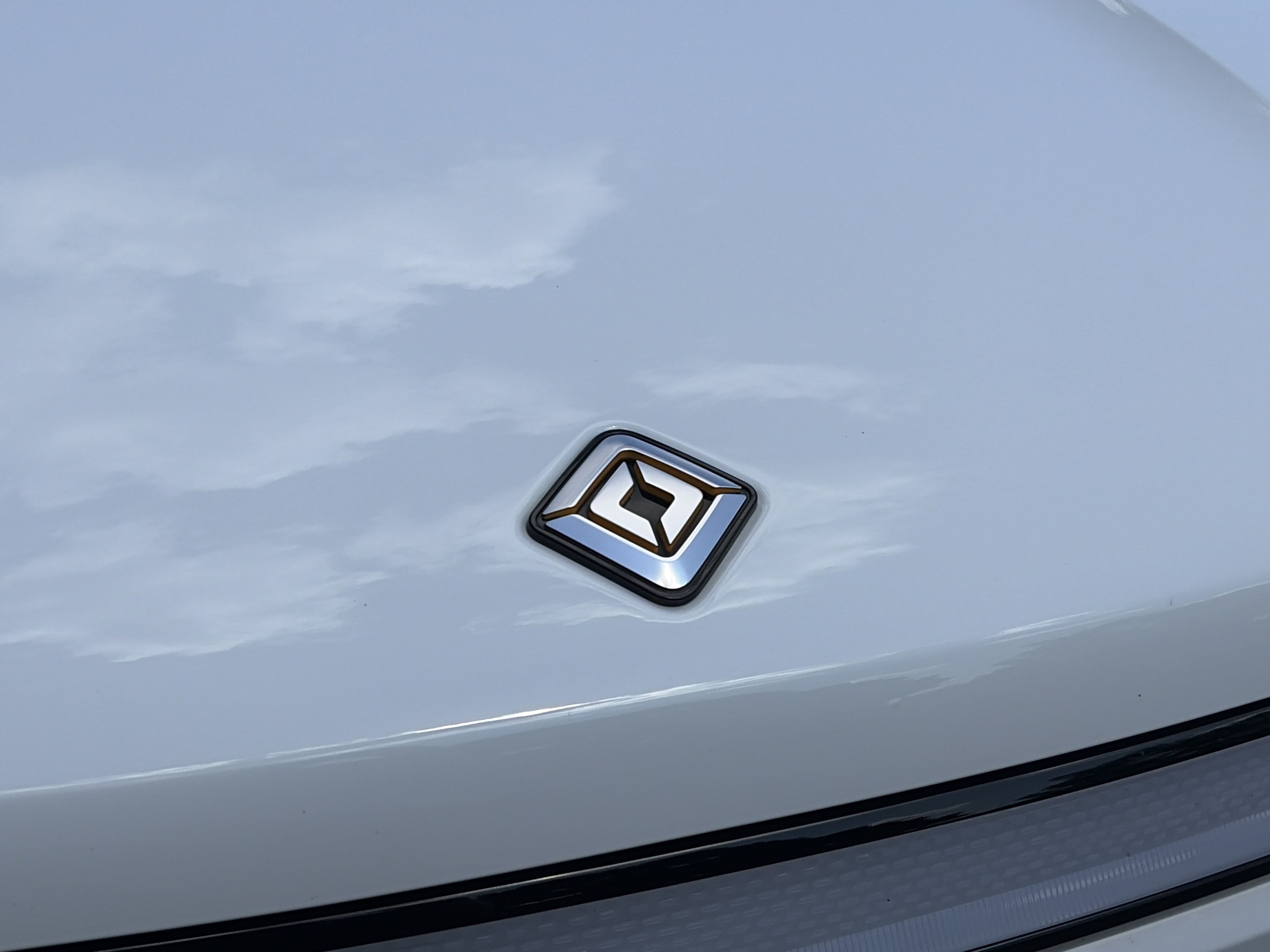 Used 2022 Rivian R1S Launch Edition AWD/4WD image 14