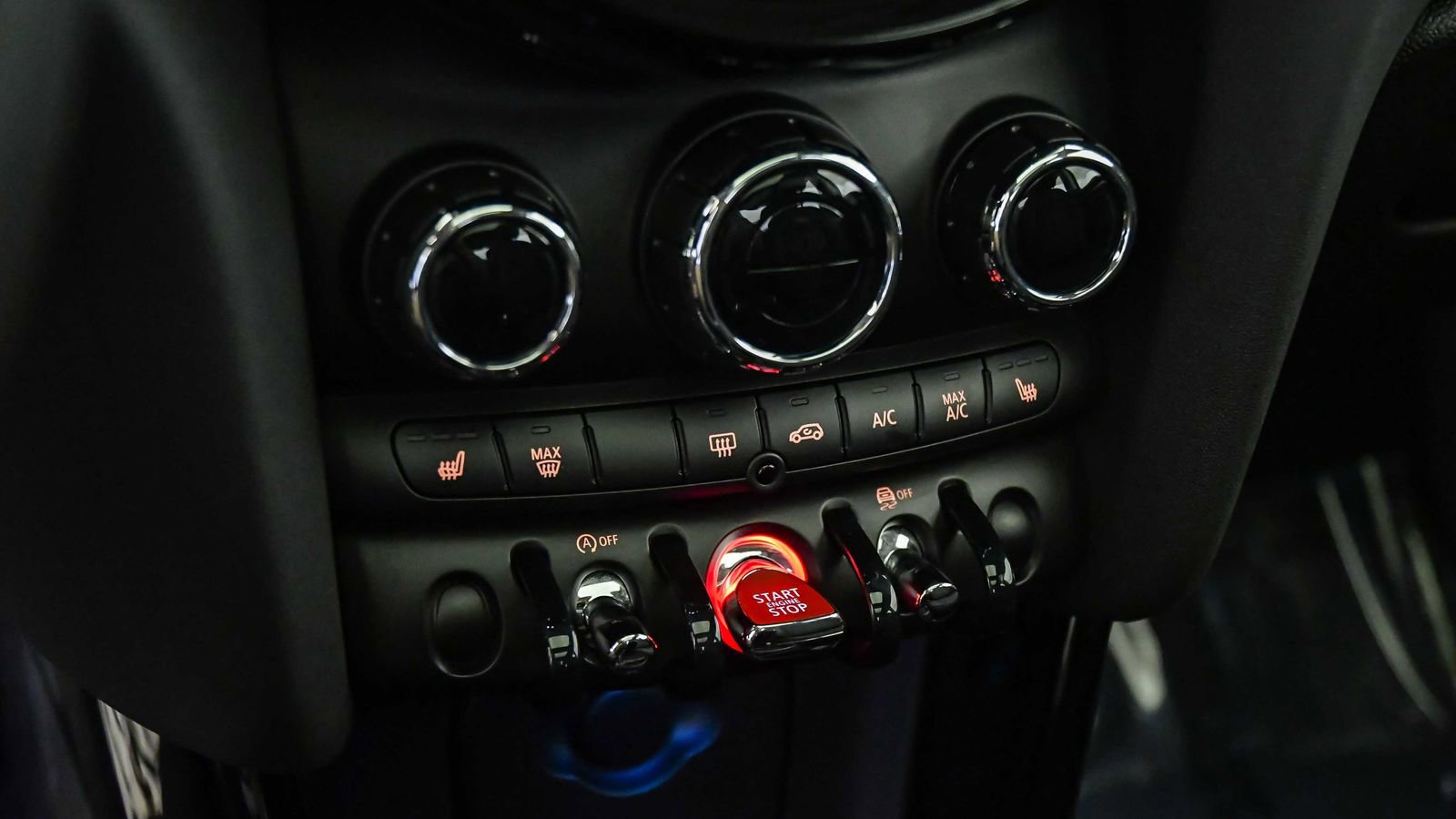 Certified 2023 MINI Cooper 2-Door Hardtop image 21