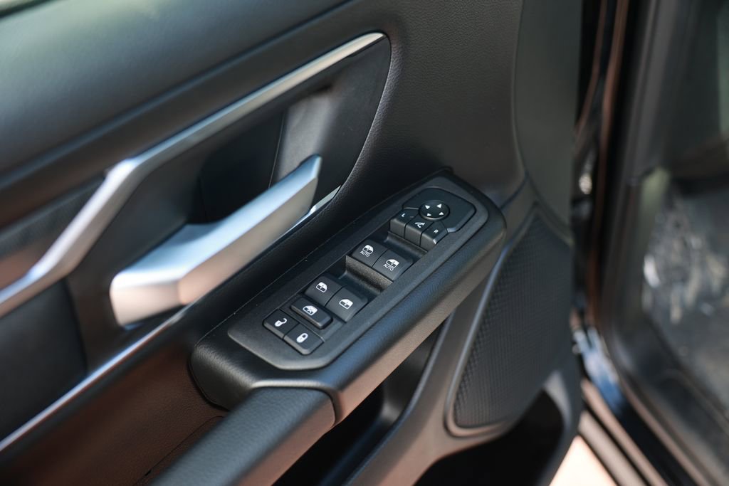 New 2026 RAM 1500 4x4 Crew Cab image 14