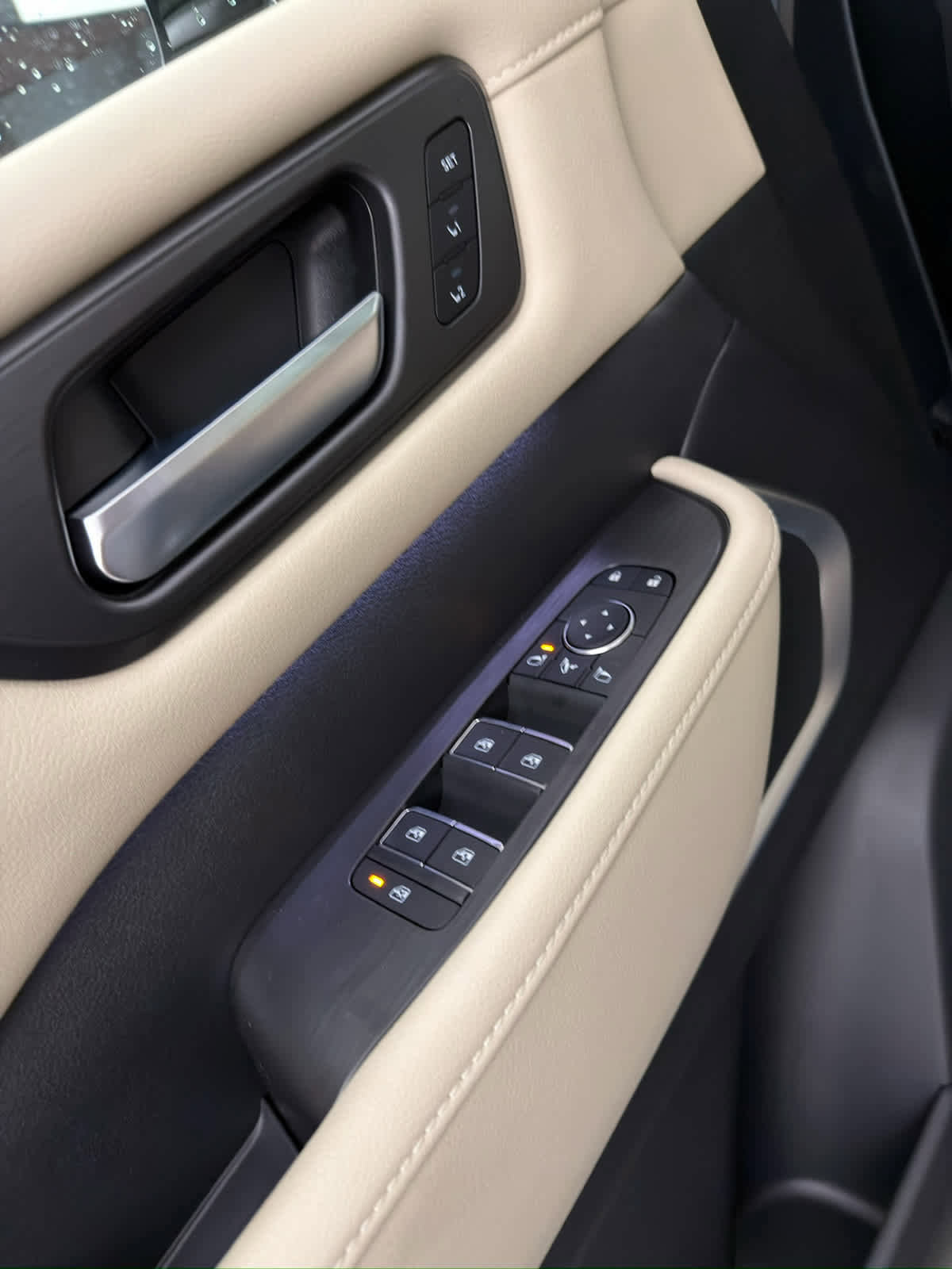 New 2026 Nissan Armada Platinum Reserve image 25