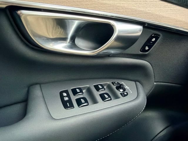 New 2027 Volvo XC90 B6 Plus AWD/4WD image 23