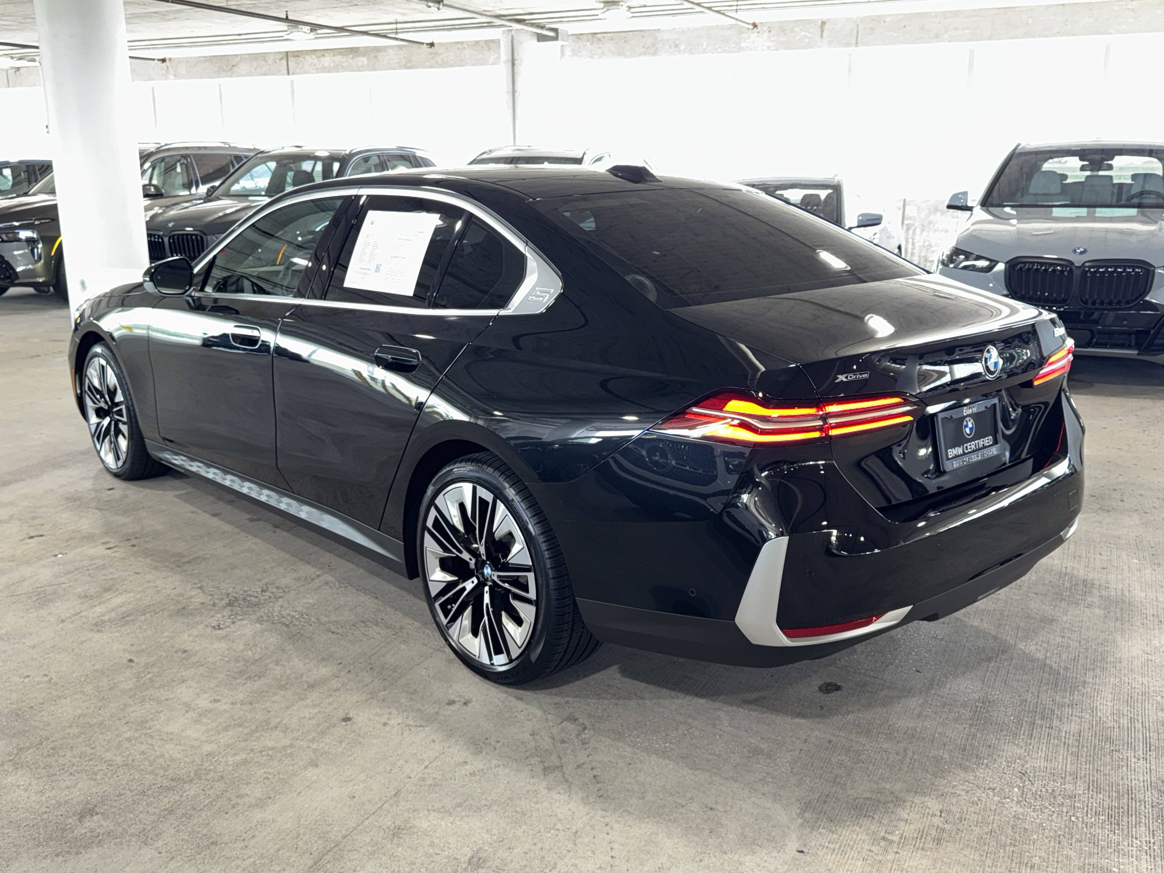 Certified 2025 BMW 530i xDrive AWD/4WD image 9