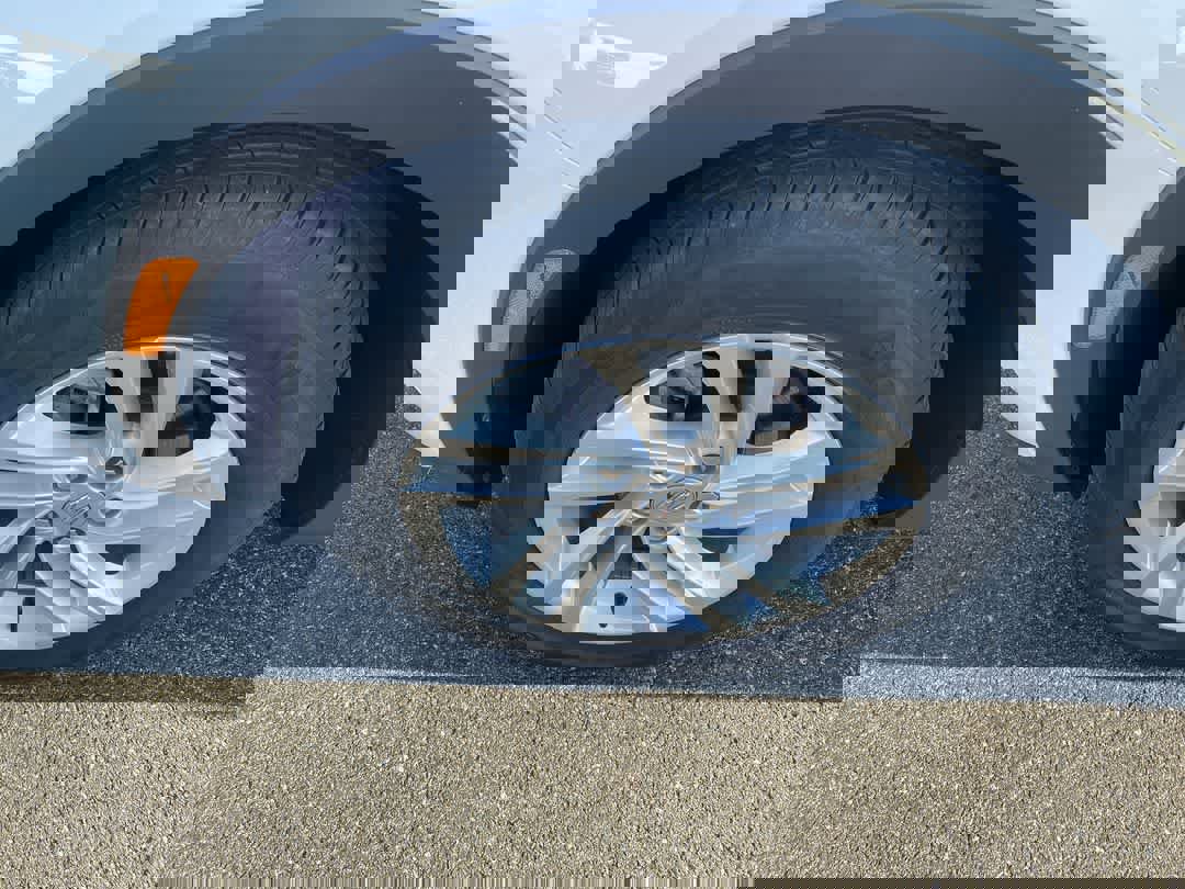 Used 2024 Buick Envista Preferred w/ Convenience I Package image 10