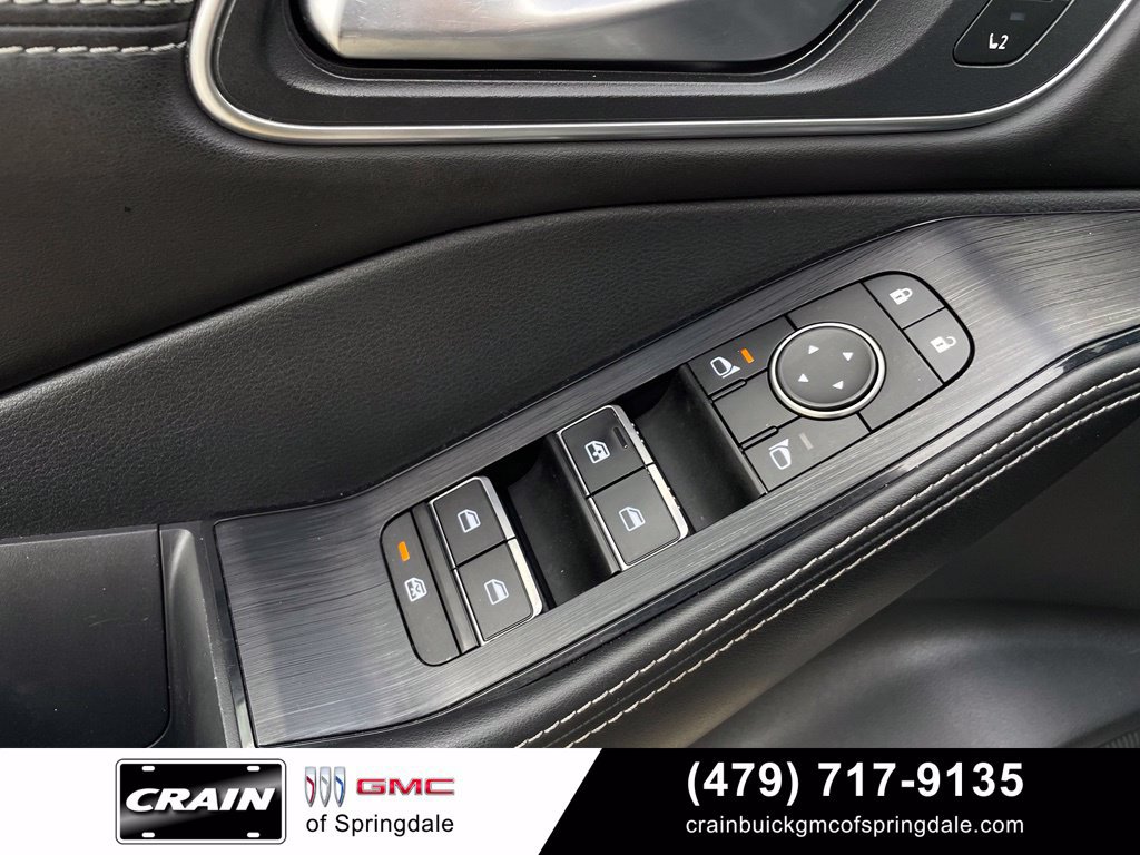 Used 2021 Nissan Rogue Platinum FWD image 12
