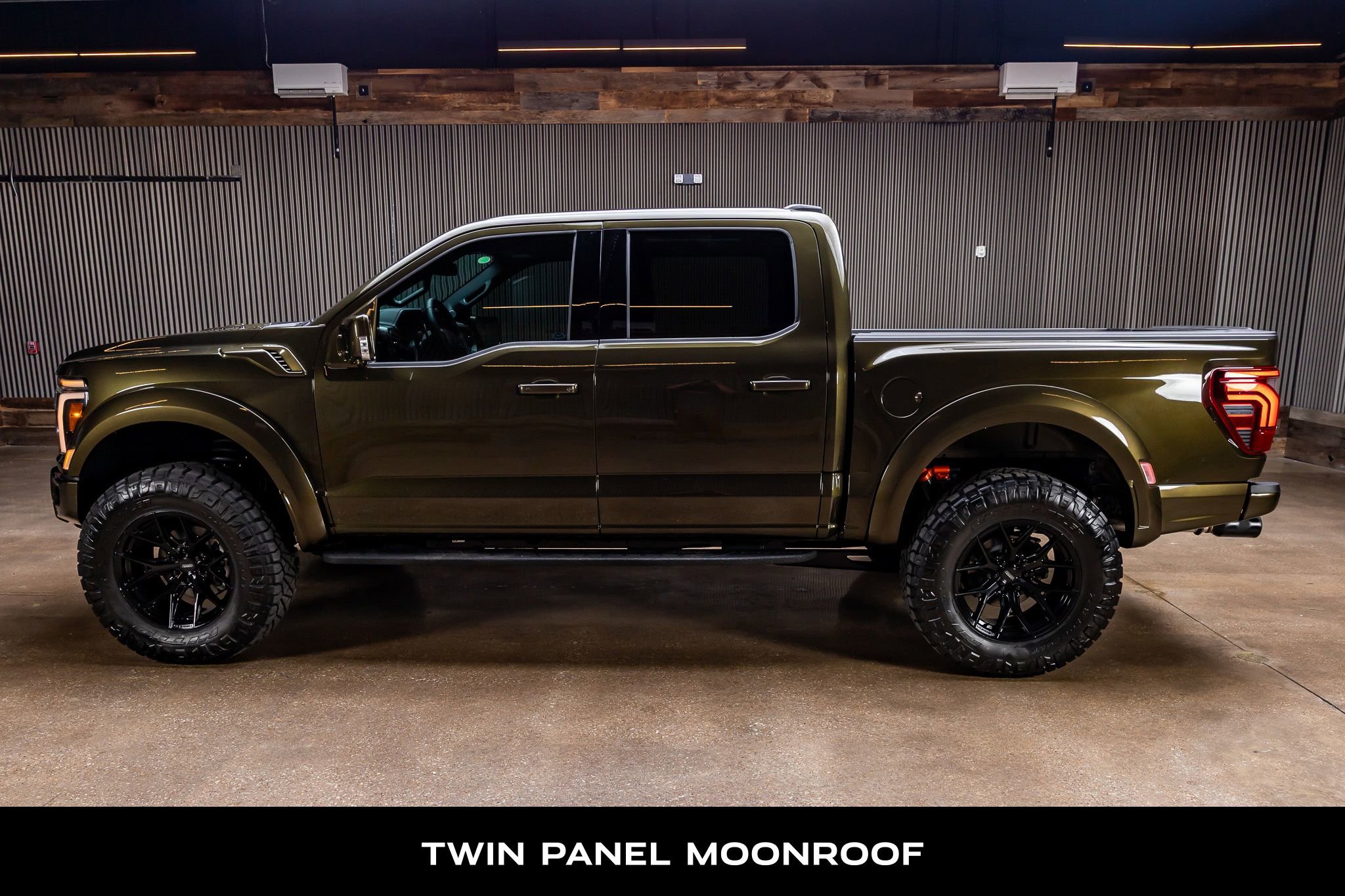 Used 2026 Ford F150 Raptor AWD/4WD image 6
