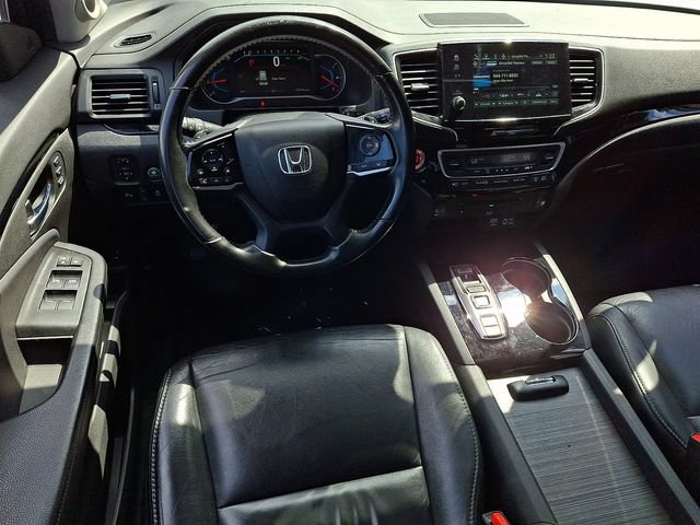 Used 2019 Honda Pilot Touring image 2