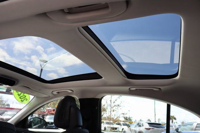 Used 2025 Mercedes-Benz E 350 4MATIC Sedan image 47