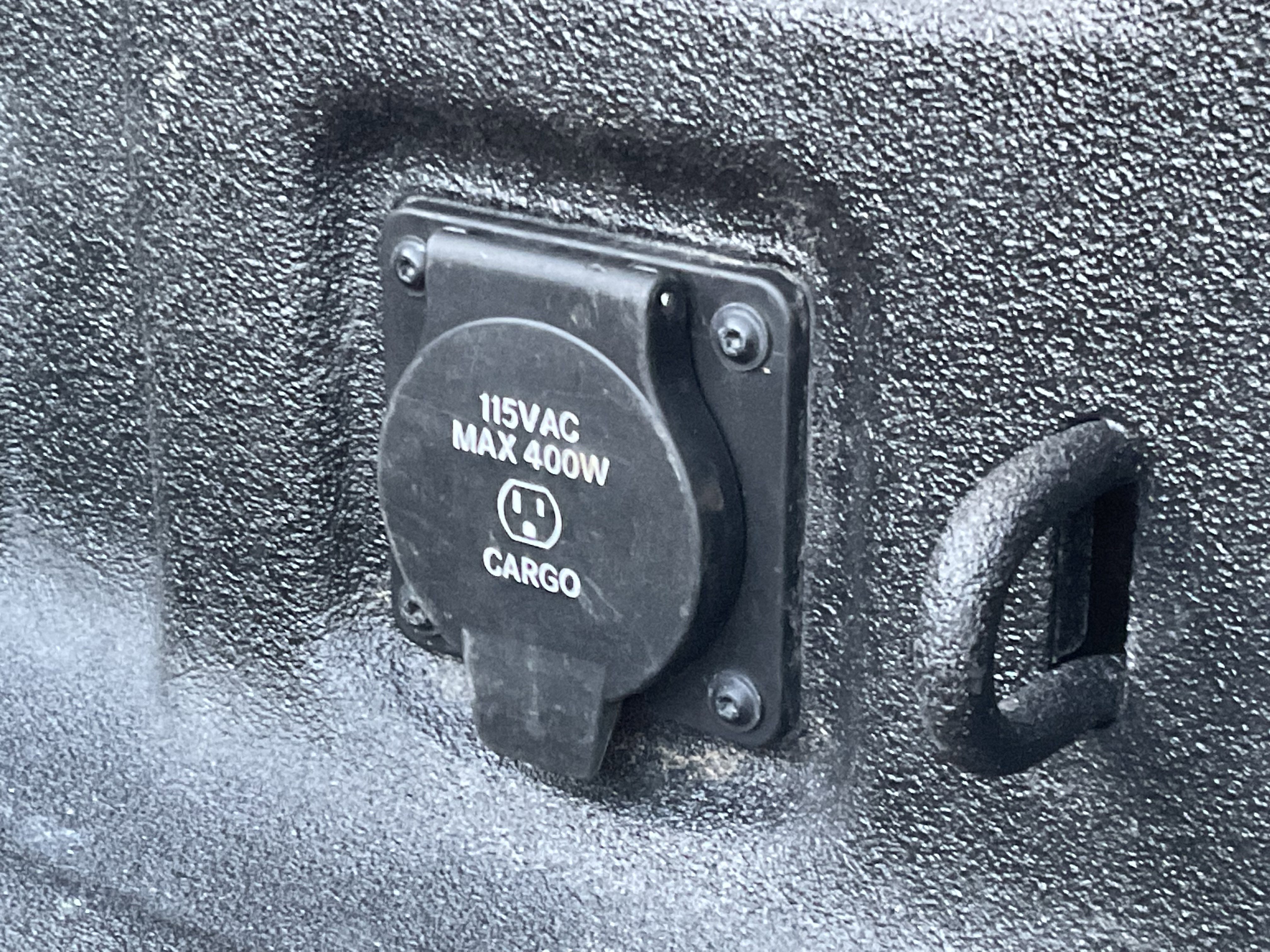 Used 2020 Jeep Gladiator Rubicon w/ Advanced Safety Group image 51