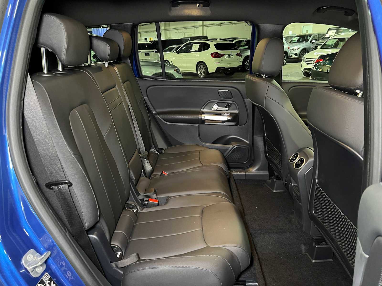 New 2025 Mercedes-Benz GLB 250 4MATIC image 12