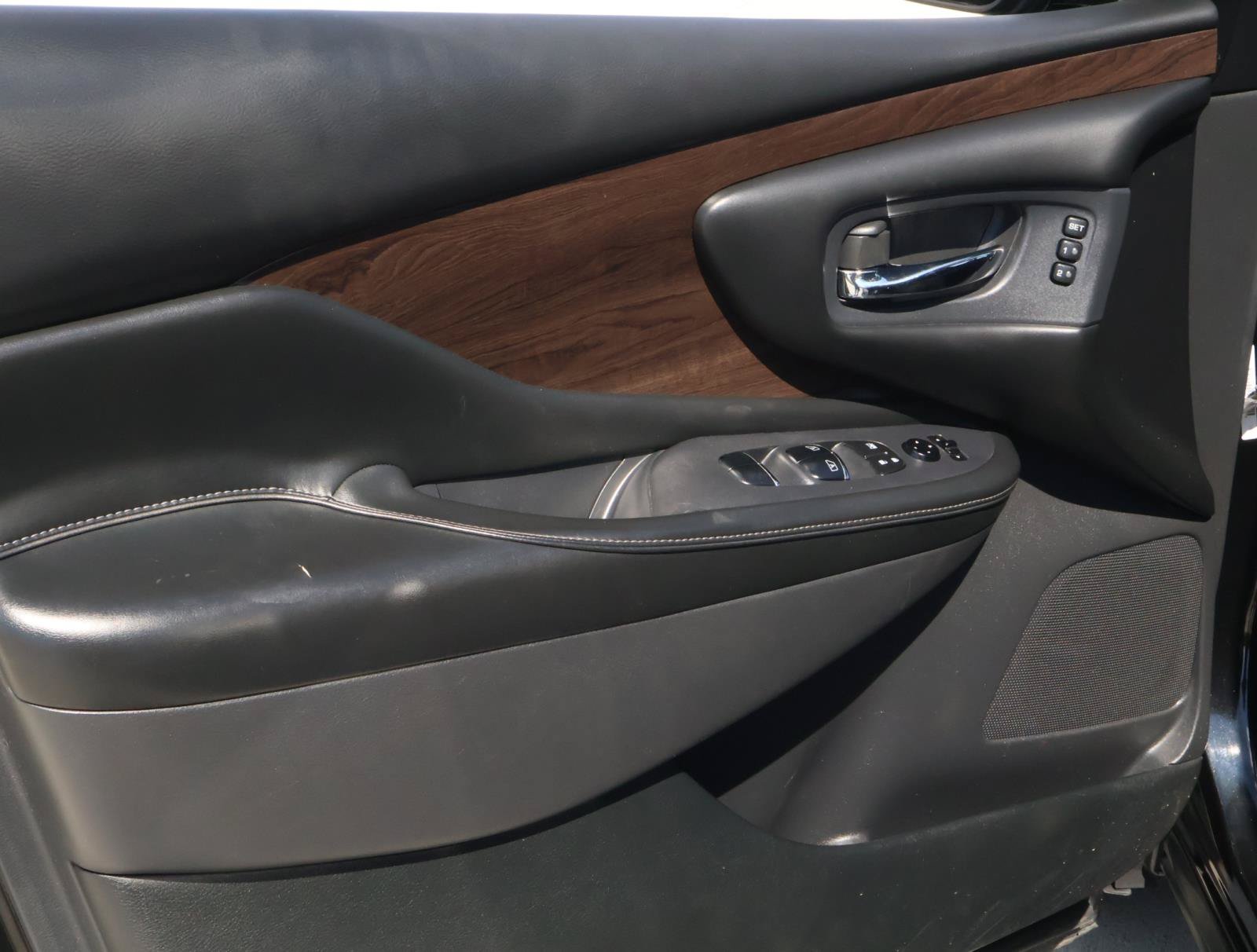 Used 2019 Nissan Murano Platinum w/ Cargo Package FWD image 15