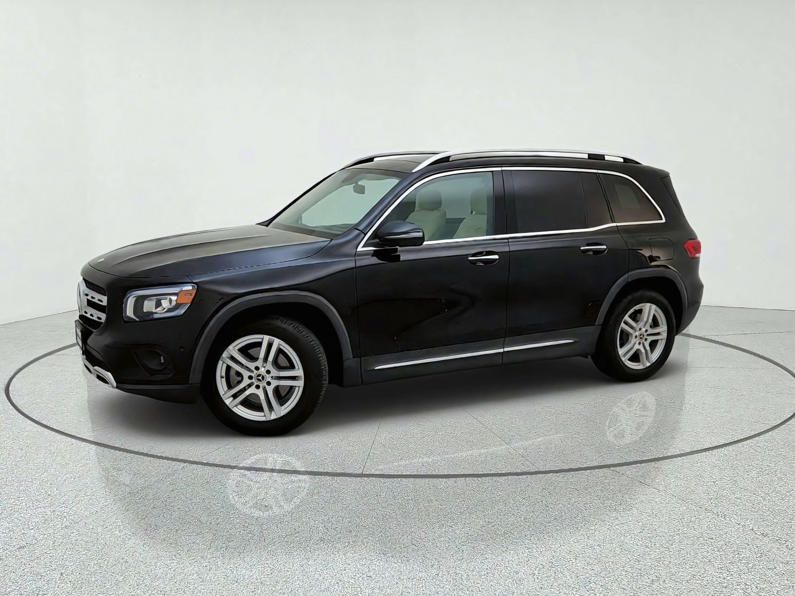 Used 2023 Mercedes-Benz GLB 250 image 15