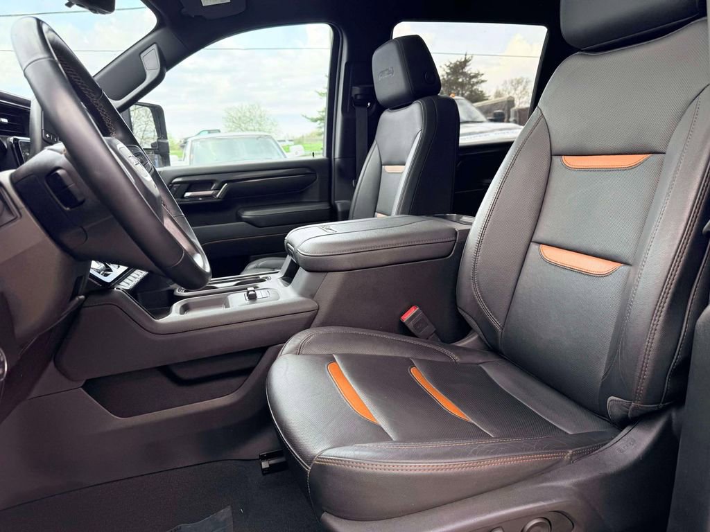 Used 2024 GMC Sierra 3500 AT4 w/ AT4 Premium Plus Package AWD/4WD image 17