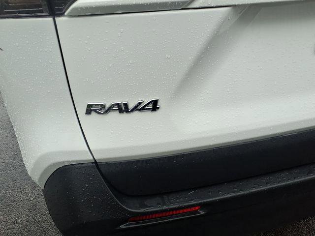 Certified 2025 Toyota RAV4 XLE AWD/4WD image 27