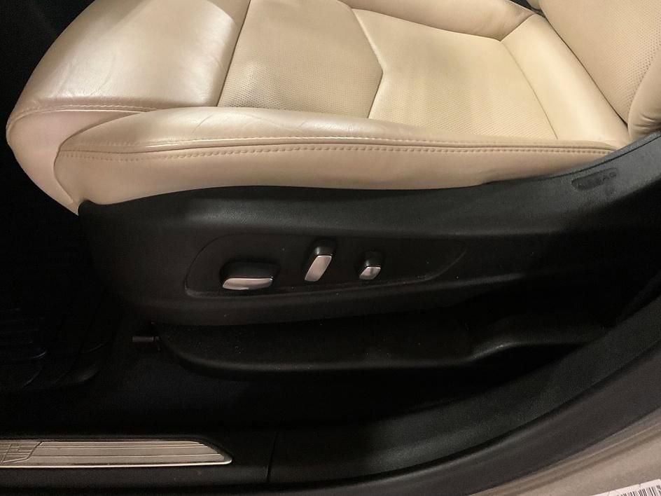 Used 2019 Cadillac XT5 Luxury image 29