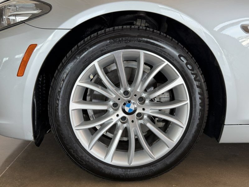 Used 2015 BMW 528i Sedan RWD image 9