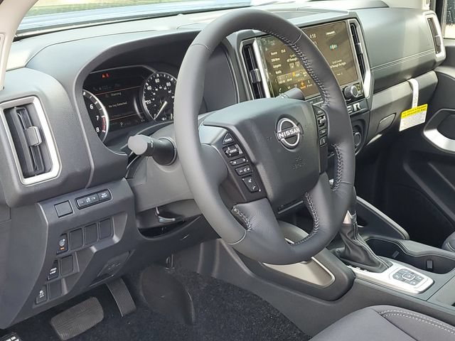 New 2026 Nissan Frontier SV w/ All-Weather Content Package AWD/4WD image 7