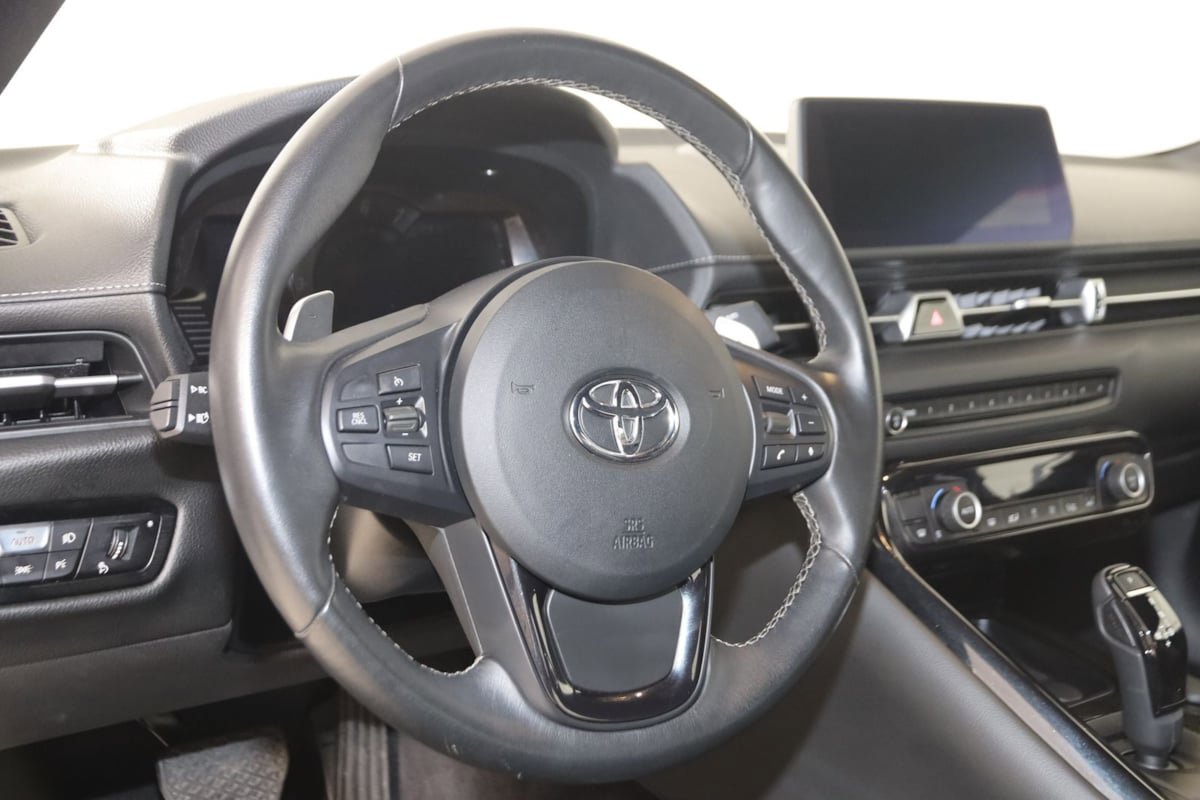 Used 2020 Toyota Supra RWD image 6