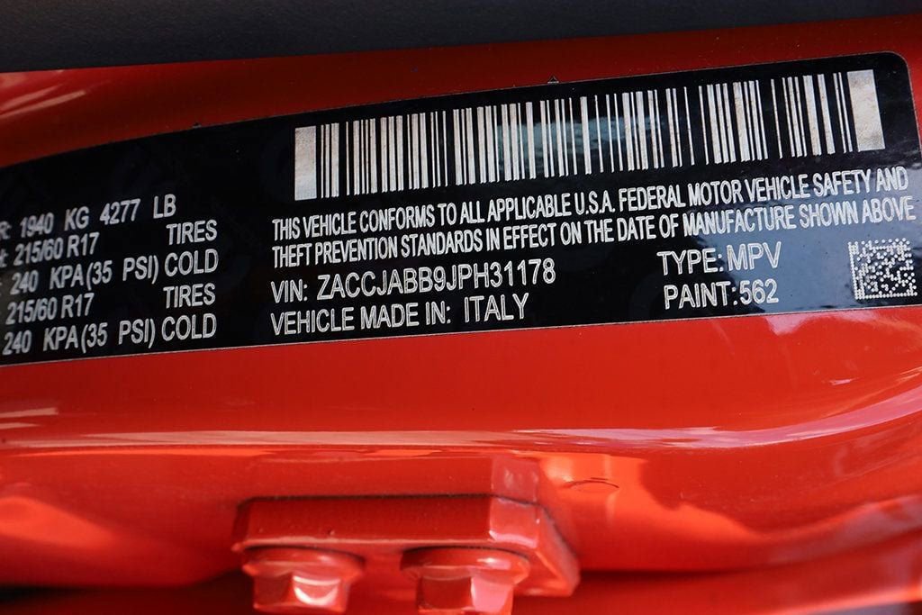 Used 2018 Jeep Renegade Latitude FWD image 32