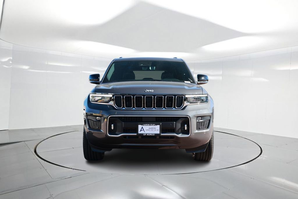 New 2025 Jeep Grand Cherokee Overland w/ Luxury Tech Group IV image 4