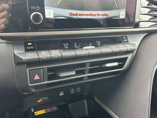 Used 2026 Toyota Camry LE FWD image 34