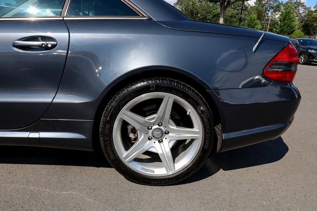 Used 2011 Mercedes-Benz SL 550 image 20