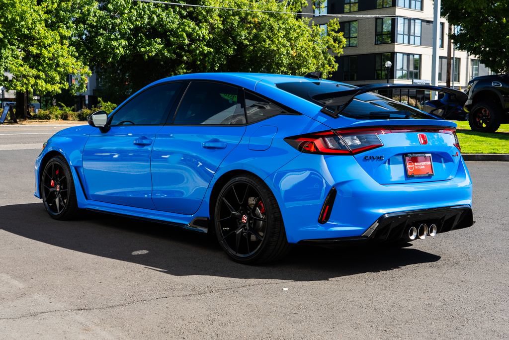 Used 2023 Honda Civic Type R image 4