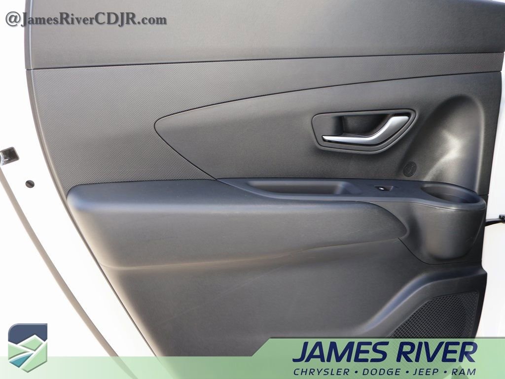 Used 2025 Hyundai Santa Cruz SEL image 16