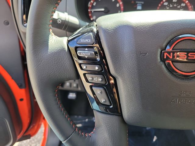 Used 2025 Nissan Frontier PRO-4X image 13