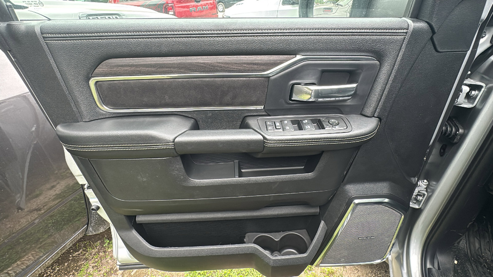 New 2026 RAM 5500 4x4 Crew Cab w/ Laramie Trim Package image 9