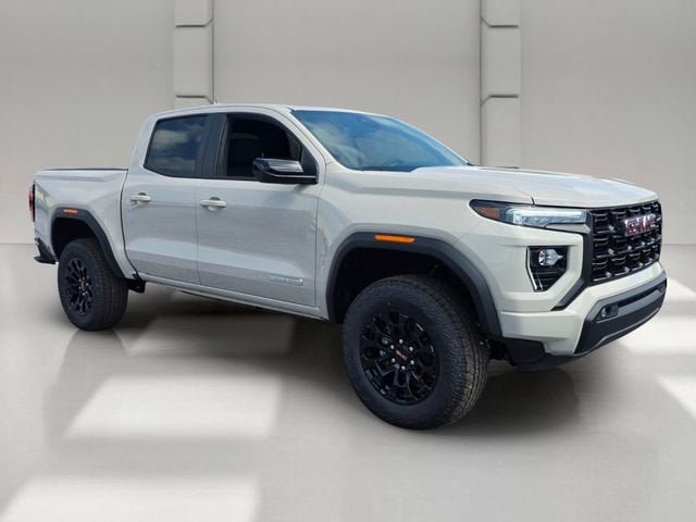 New 2026 GMC Canyon Elevation w/ Convenience Package RWD image 7