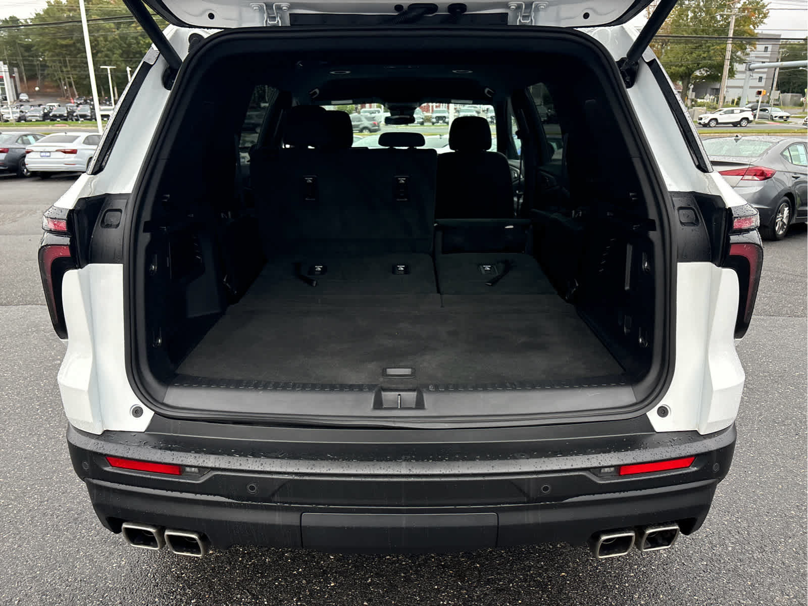 Certified 2024 Chevrolet Traverse LS FWD image 25